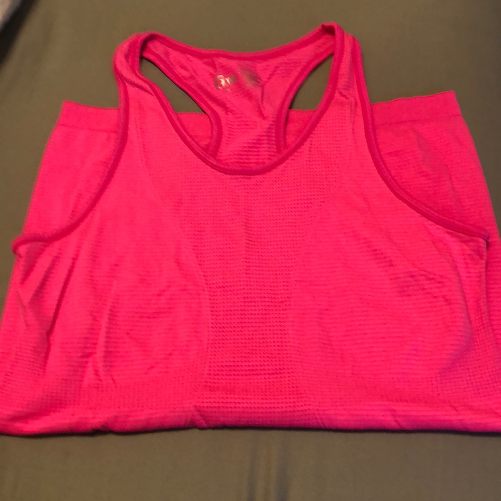 Hot pink copper charged tank